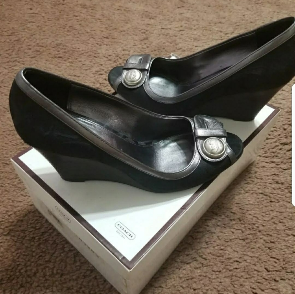 Coach Shoes size 6.5 Used No Box